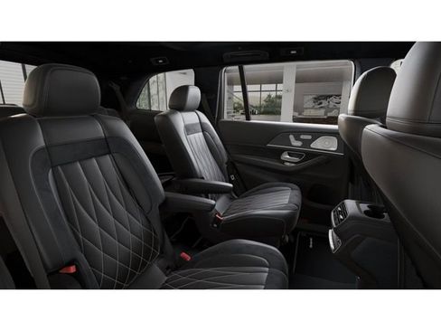 New 2026 Mercedes-Benz GLS 63 AMG 4MATIC image 5