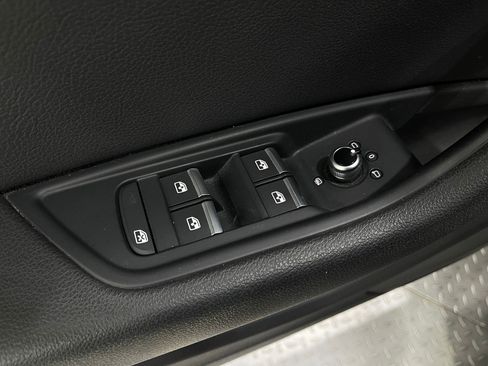 Used 2017 Audi A4 2.0T Premium w/ Convenience Package image 16