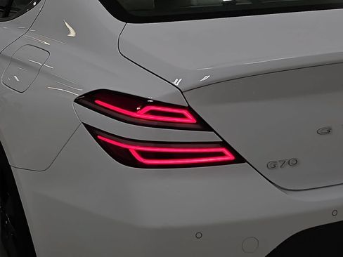 Used 2023 Genesis G70 2.0T w/ Sport Prestige Package AWD/4WD image 34