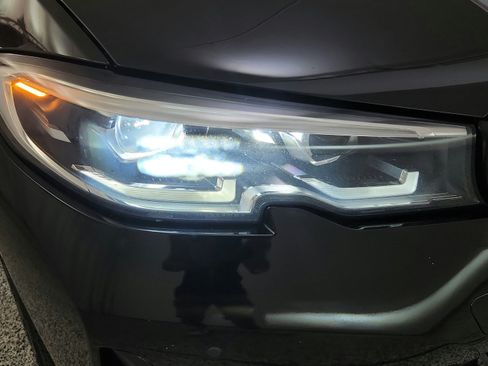 Used 2021 BMW 330i Sedan w/ Premium Package RWD image 36