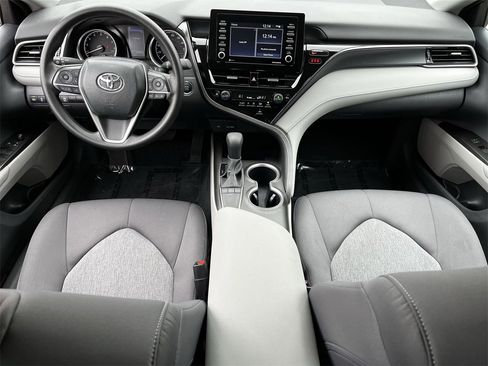 Used 2024 Toyota Camry LE image 9