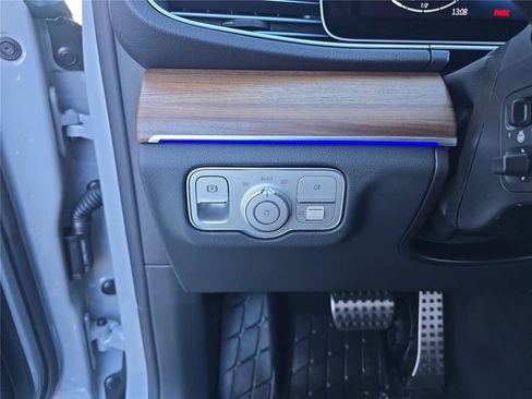 New 2026 Mercedes-Benz GLE 450 4MATIC image 36