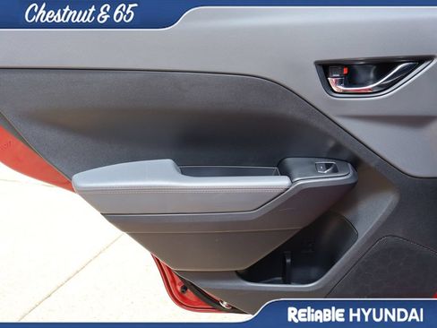 Used 2025 Subaru Crosstrek 2.5i Limited AWD/4WD image 17