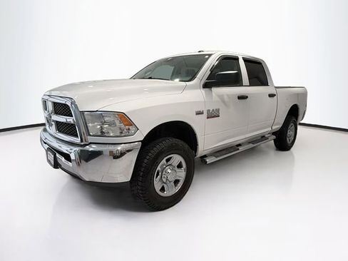 Used 2018 RAM 2500 Tradesman w/ Chrome Appearance Group image 3