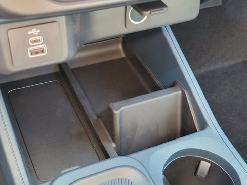 New 2025 Ford Maverick XL w/ Equipment Group 101A image 33