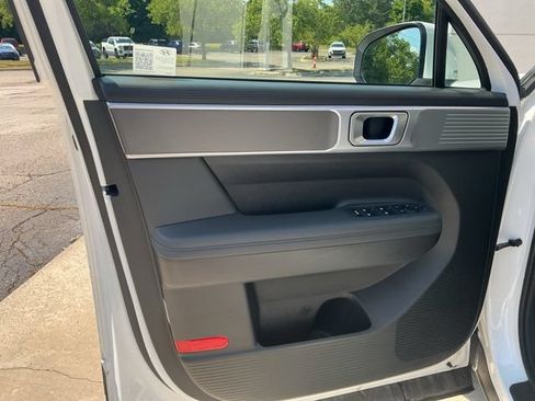 Certified 2026 Hyundai Santa Fe SEL AWD/4WD image 15