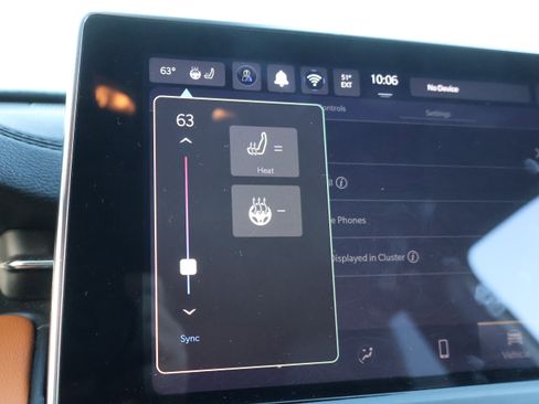 Used 2024 Jeep Compass Limited image 27