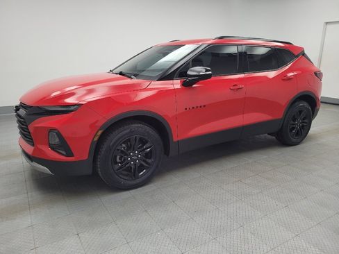 Used 2020 Chevrolet Blazer LT image 2