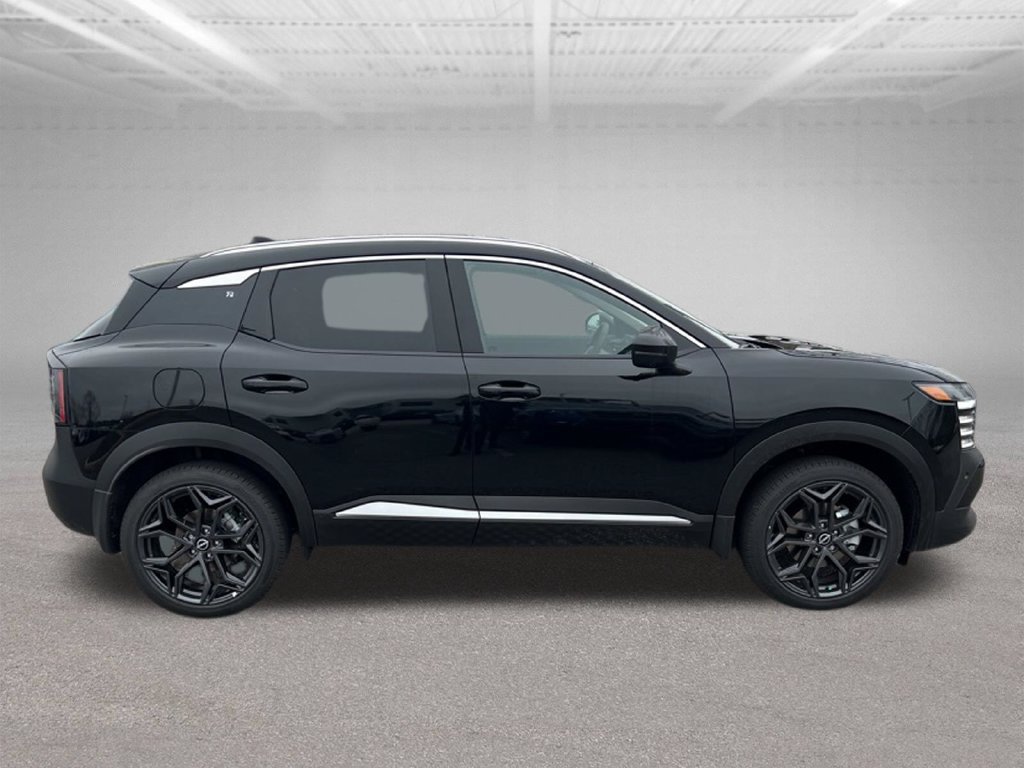 New 2025 Nissan Kicks SR AWD/4WD image 5