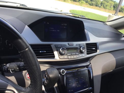 Used 2016 Honda Odyssey EX-L image 19