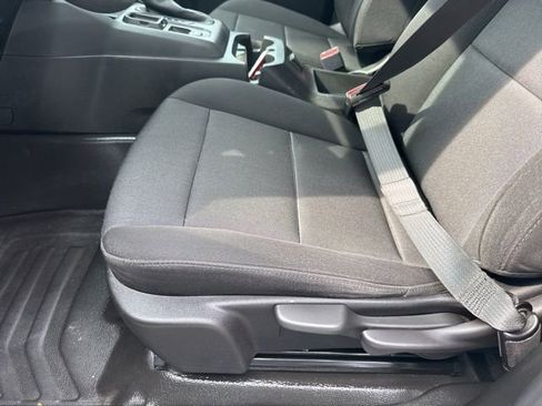 Used 2023 Chevrolet Colorado W/T RWD image 10