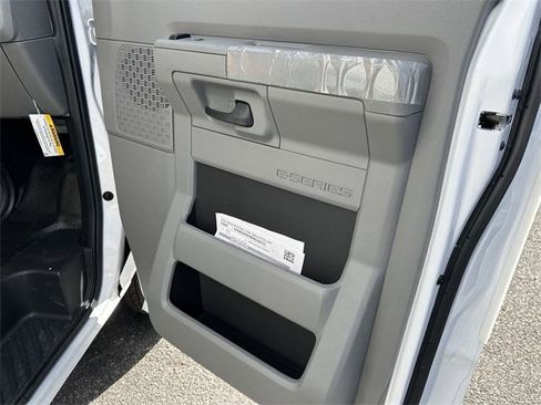 New 2024 Ford E-450 and Econoline 450 Super Duty w/ Power Windows & Locks Group image 56