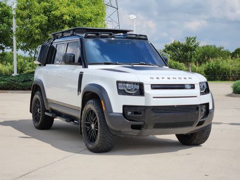 Used 2020 Land Rover Defender 110 HSE AWD/4WD image 3