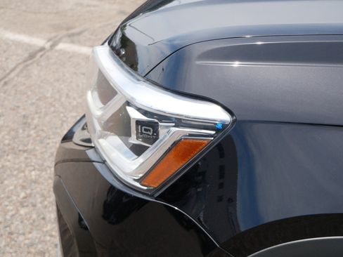 Certified 2023 Volkswagen Taos SEL AWD/4WD image 16