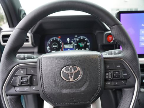 New 2026 Toyota 4Runner TRD Off-Road Premium AWD/4WD image 24