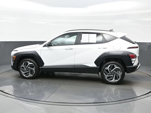 Used 2026 Hyundai Kona SEL Premium AWD/4WD image 3