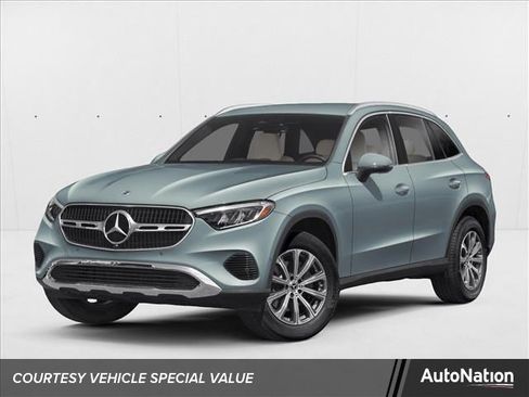Used 2026 Mercedes-Benz GLC 300 4MATIC image 1