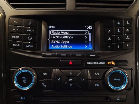 Used 2017 Ford Explorer FWD image 25