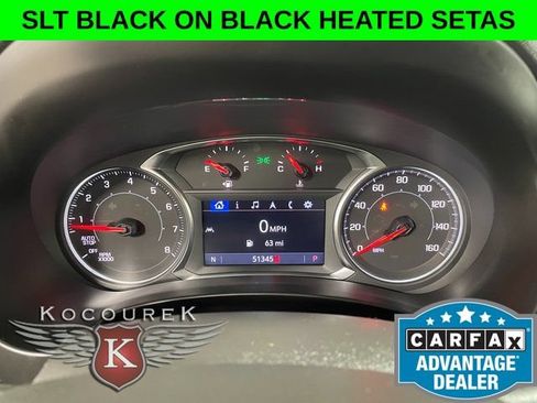 Used 2024 GMC Terrain SLT AWD/4WD image 15