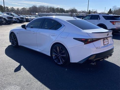 Used 2022 Lexus IS 350 F Sport image 4