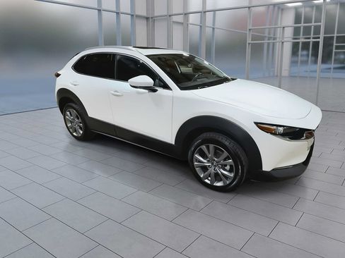 Used 2024 MAZDA CX-30 AWD 2.5 S w/ Premium Package image 2