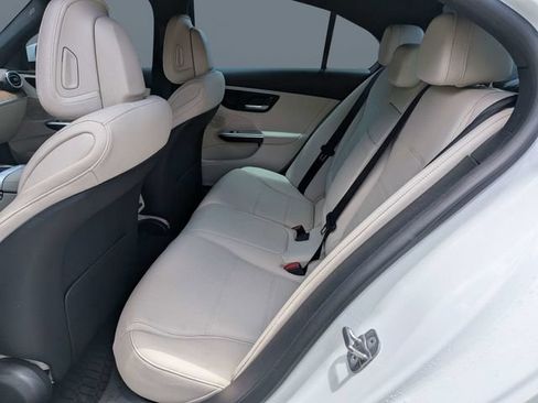 Used 2024 Mercedes-Benz C 300 4MATIC Sedan image 15