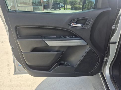 Used 2019 Chevrolet Colorado LT w/ LT Convenience Package RWD image 13
