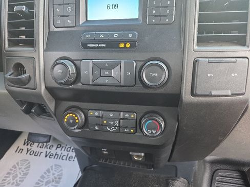 Certified 2022 Ford F550 2WD Regular Cab Super Duty image 16