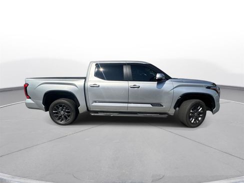 Used 2024 Toyota Tundra Platinum AWD/4WD image 5