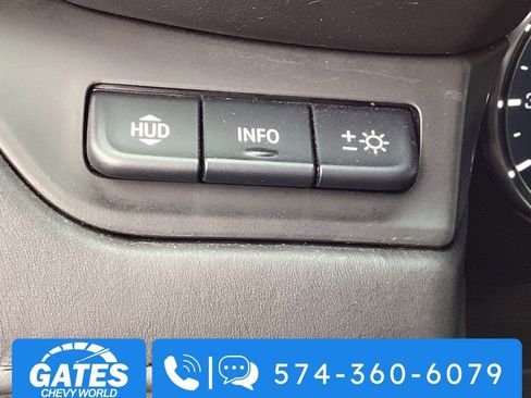 Used 2019 Cadillac Escalade ESV Platinum image 34