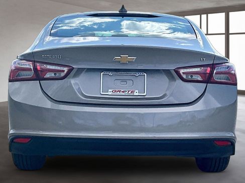 Used 2022 Chevrolet Malibu LT image 5