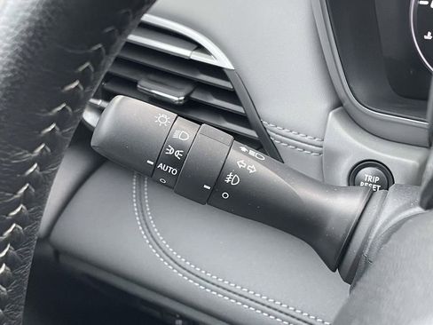 Certified 2024 Subaru Outback Limited image 12