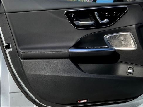 Certified 2026 Mercedes-Benz C 300 4MATIC Sedan image 14