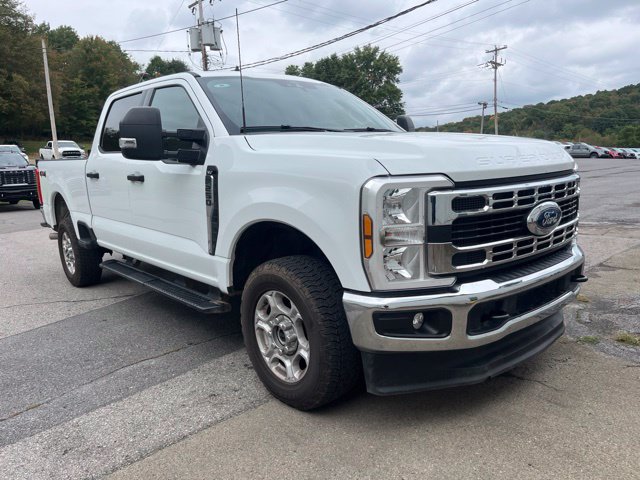 Used 2025 Ford F250 XLT AWD/4WD image 2