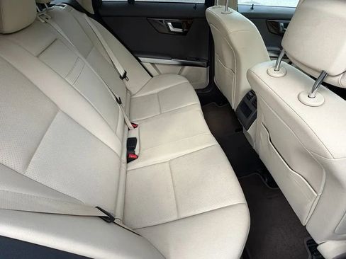Used 2013 Mercedes-Benz GLK 350 4MATIC image 15