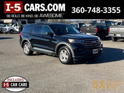 Certified 2022 Ford Explorer XLT w/ Class IV Trailer Tow Package image 1