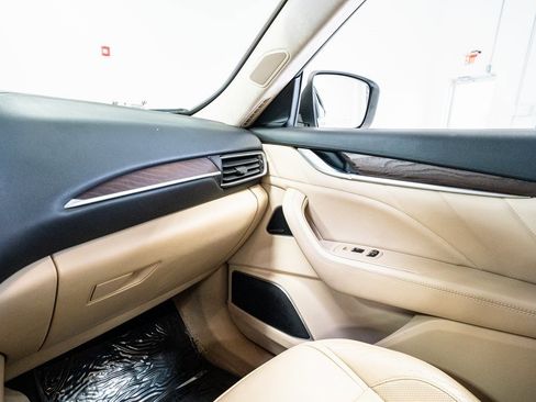 Used 2022 Maserati Levante Modena image 51