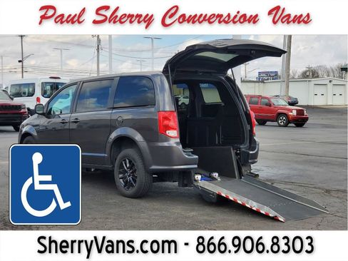 Used 2020 Dodge Grand Caravan GT image 1