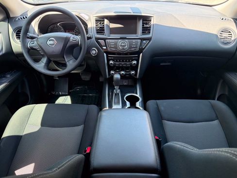 Used 2018 Nissan Pathfinder S FWD image 22
