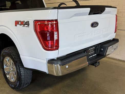 Used 2023 Ford F150 XLT w/ Trailer Tow Package image 12