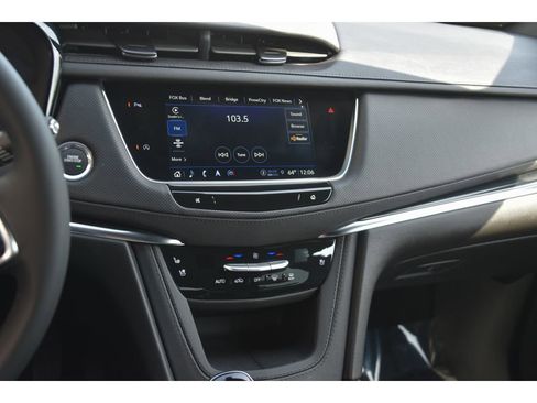 New 2025 Cadillac XT5 Premium Luxury w/ LPO, Floor Liner Package AWD/4WD image 20