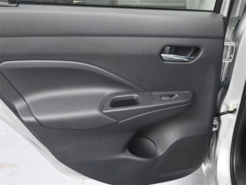 Used 2025 Nissan Versa SV w/ Trunk Package image 20