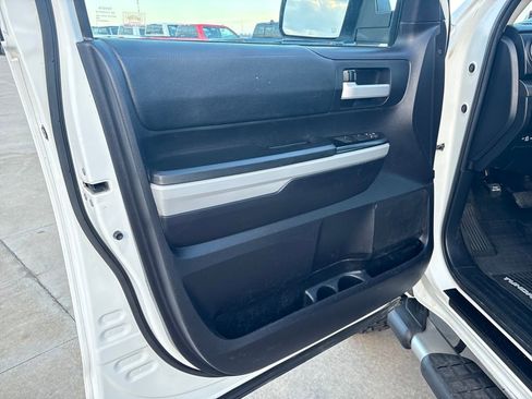 Used 2020 Toyota Tundra SR5 w/ TRD Off-Road Package image 15