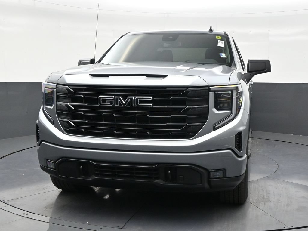 Used 2023 GMC Sierra 1500 Elevation w/ Preferred Package RWD image 8