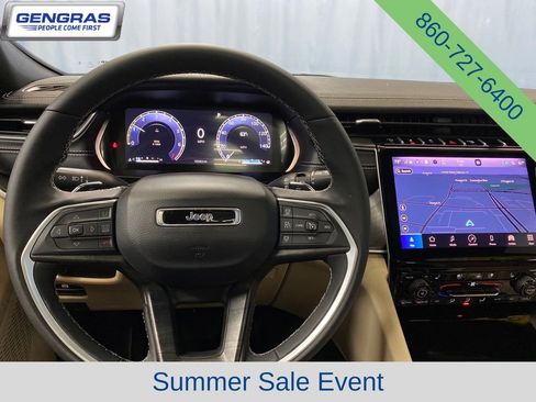 Certified 2025 Jeep Grand Cherokee L Limited w/ Luxury Tech Group II AWD/4WD image 21