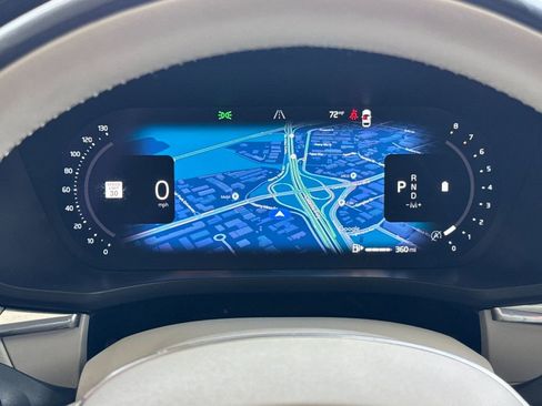 Certified 2023 Volvo XC60 B5 Ultimate AWD/4WD image 24