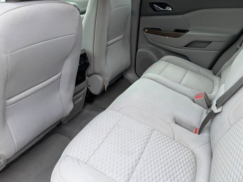 Used 2019 GMC Acadia SLE FWD image 11