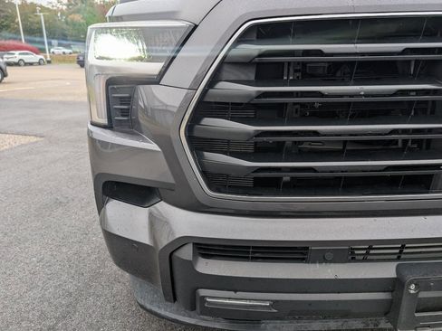 Used 2024 Toyota Sequoia SR5 image 10