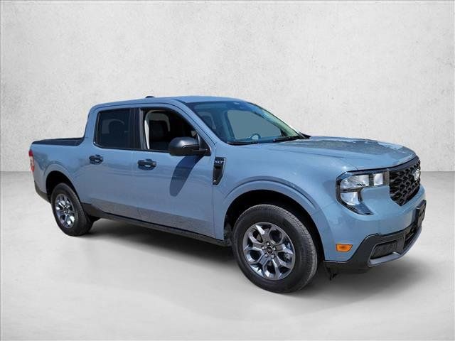 Used 2026 Ford Maverick XLT FWD image 3
