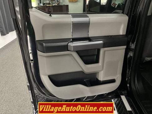 Used 2020 Ford F150 XLT w/ Equipment Group 302A Luxury AWD/4WD image 25